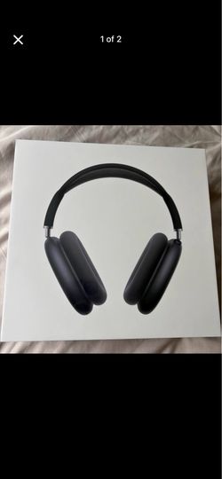 Brand New Apple Airpod Max 2 (Midnight) Brand New Beats Studio Pro