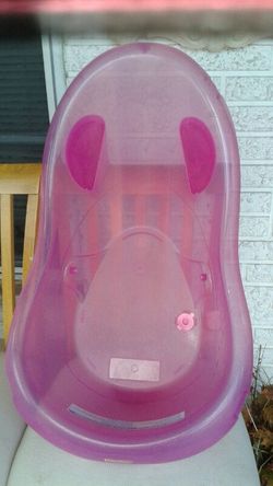 Baby bathtub