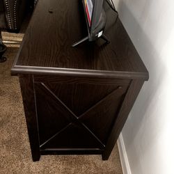 Wooden Brown Tv Stand