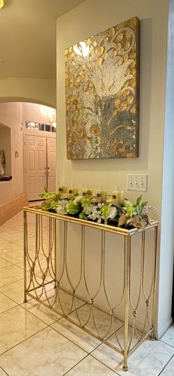 Table and mirror set very beautiful