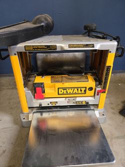 DeWalt DW734 12-1/2" Benchtop Thickness Plane