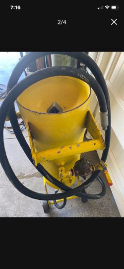 Kelco portable industrial sandblaster