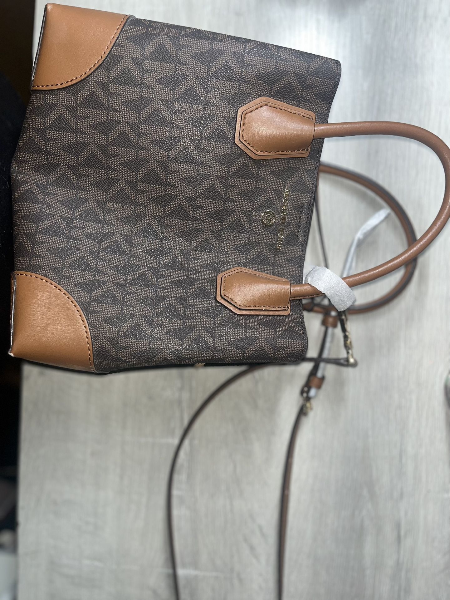 Michael Khors Crossbody Purse