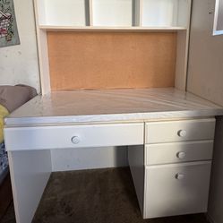 Desk/Vanity