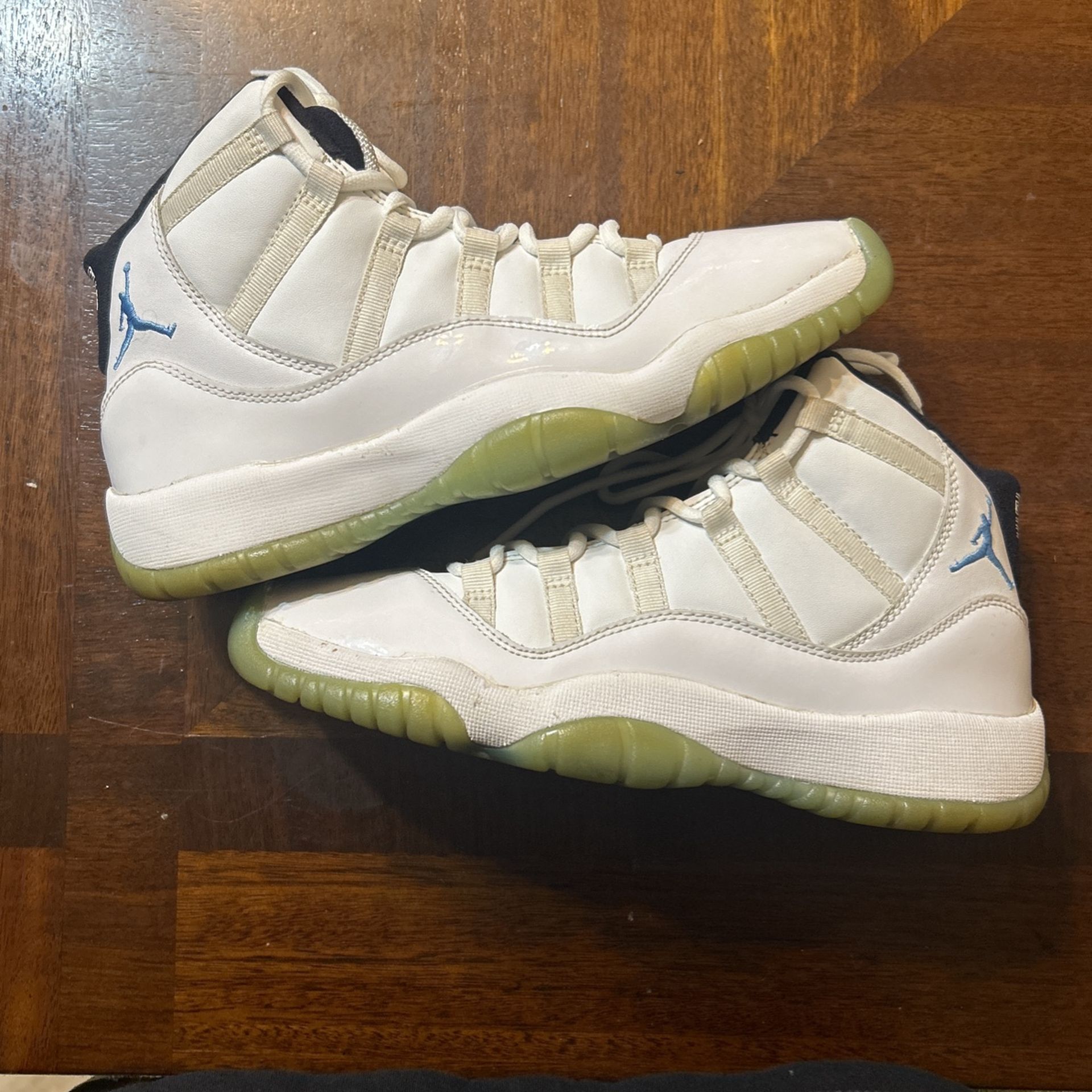 Jordan 11s High 