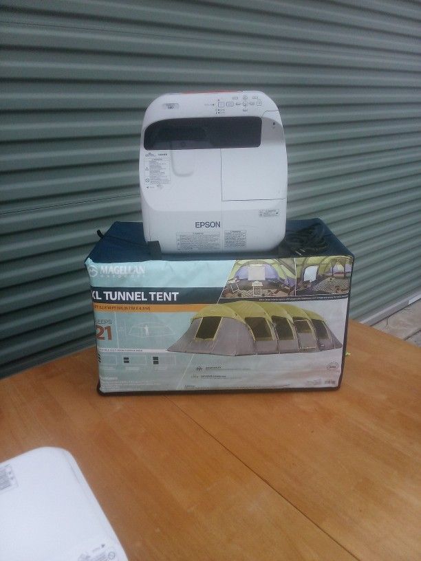 Magellan XL Tunnel Tent Sleeps 21 King Queen Twin Beds Projector Screen + EPSON 3LCD Projector Boy Girl Scouts Canopy 