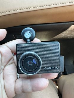  Garmin Dash Cam 47, 1080p and 140-degree FOV, Monitor