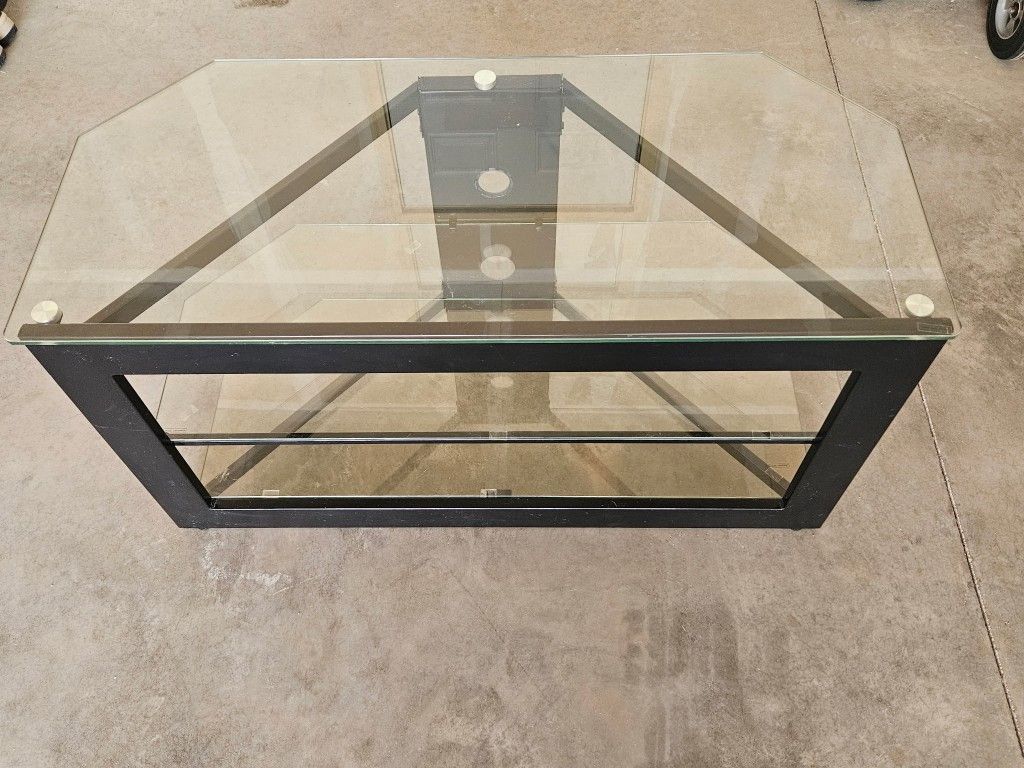 Black/Glass Entertainment Table