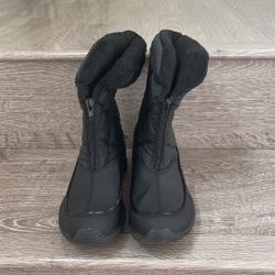 Champion Water Resistant Boots Size 6 Girls Women Black Zipper