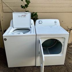 Washer and dryer set amana he