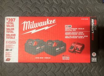 New Milwaukee M18 Starter Kit 2 5AH Batteries And Charger