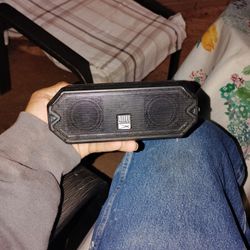 The Blues To Speaker Works Good And Everything Else