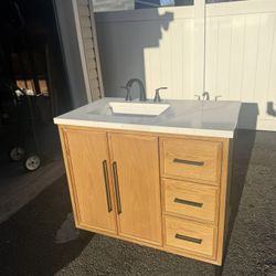 37 Inch Vanity 