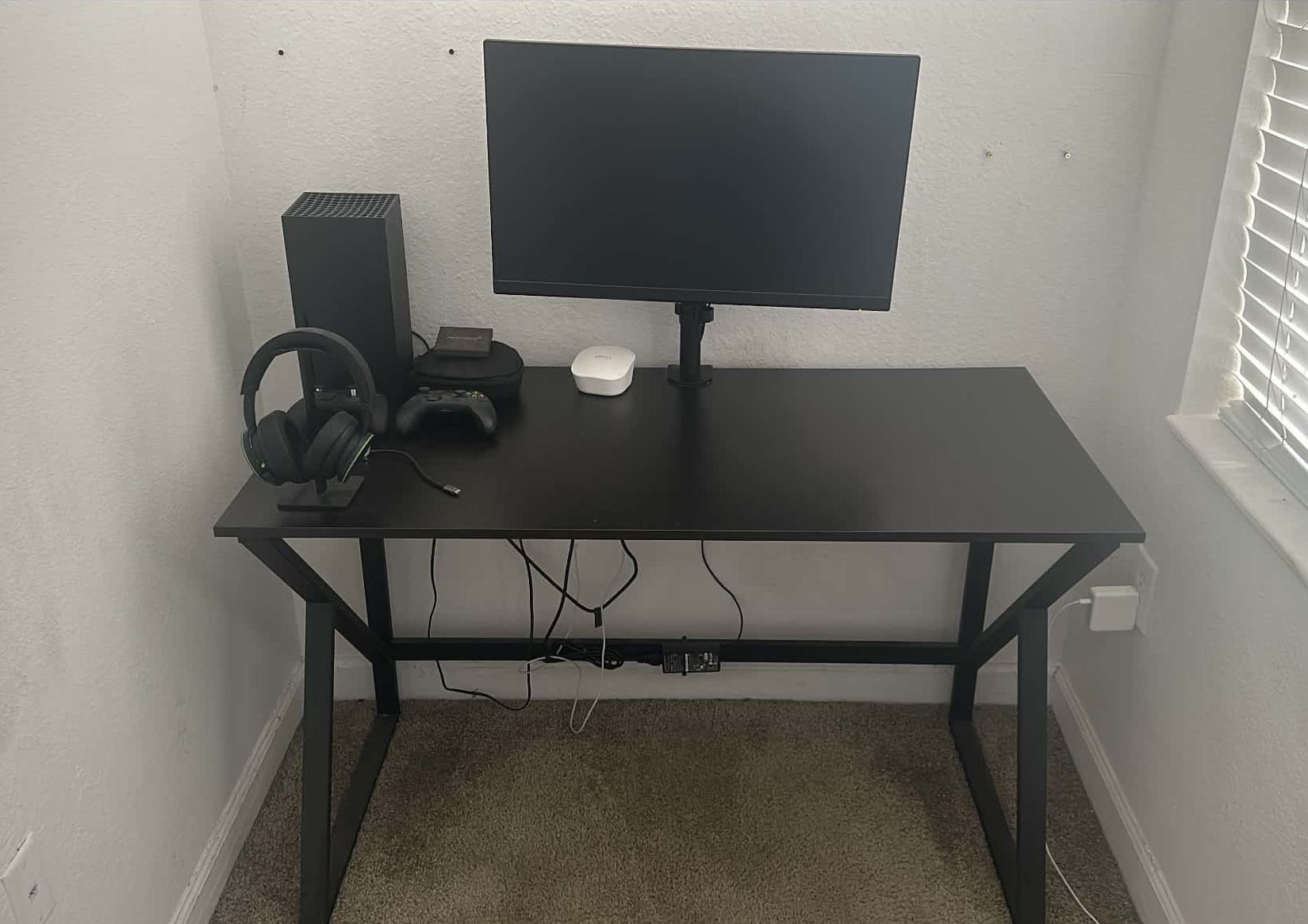 GAMING MONITOR AND GAMING DESK