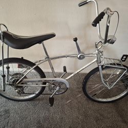 1970 Schwinn Manta Ray  5 Speed S2 Disc 