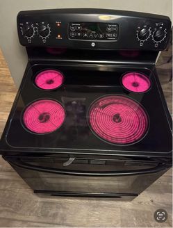Electric stove works perfectly fine