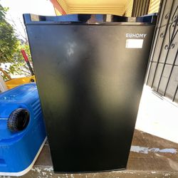 EUHOMY 3.2 Cu.Ft Mini Fridge with Freezer, 