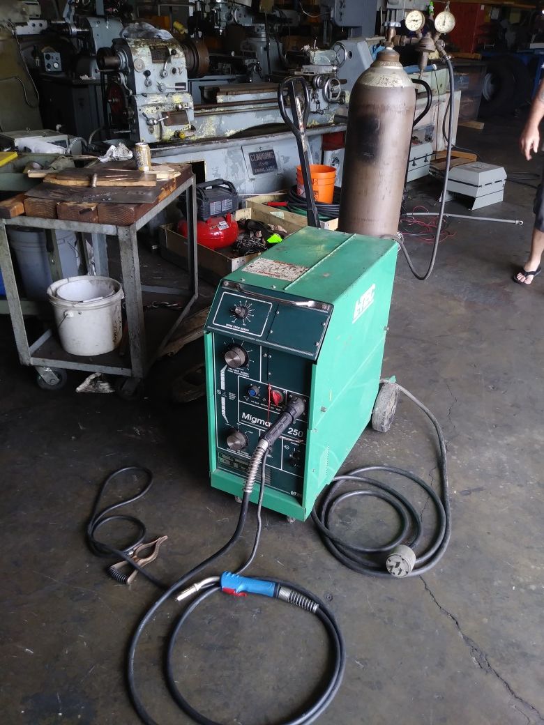 L-TEC MILLER HOBART MIG MIGMASTER 250 WELDER WELD SINGLE PHASE GARAGE SHOP