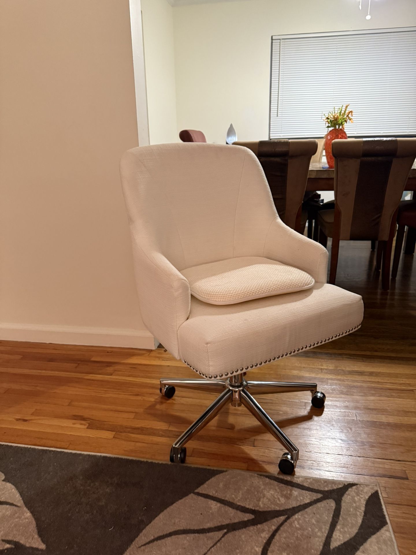 Office Chair – Gently Used, Great Condition