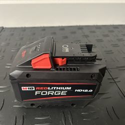 Milwaukee M18 18V Lithium-Ion REDLITHIUM FORGE HD 12.0 Ah Battery Pack