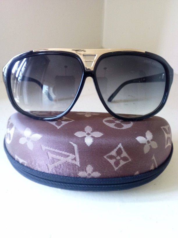 Louis Vuitton Evidence Sunglasses