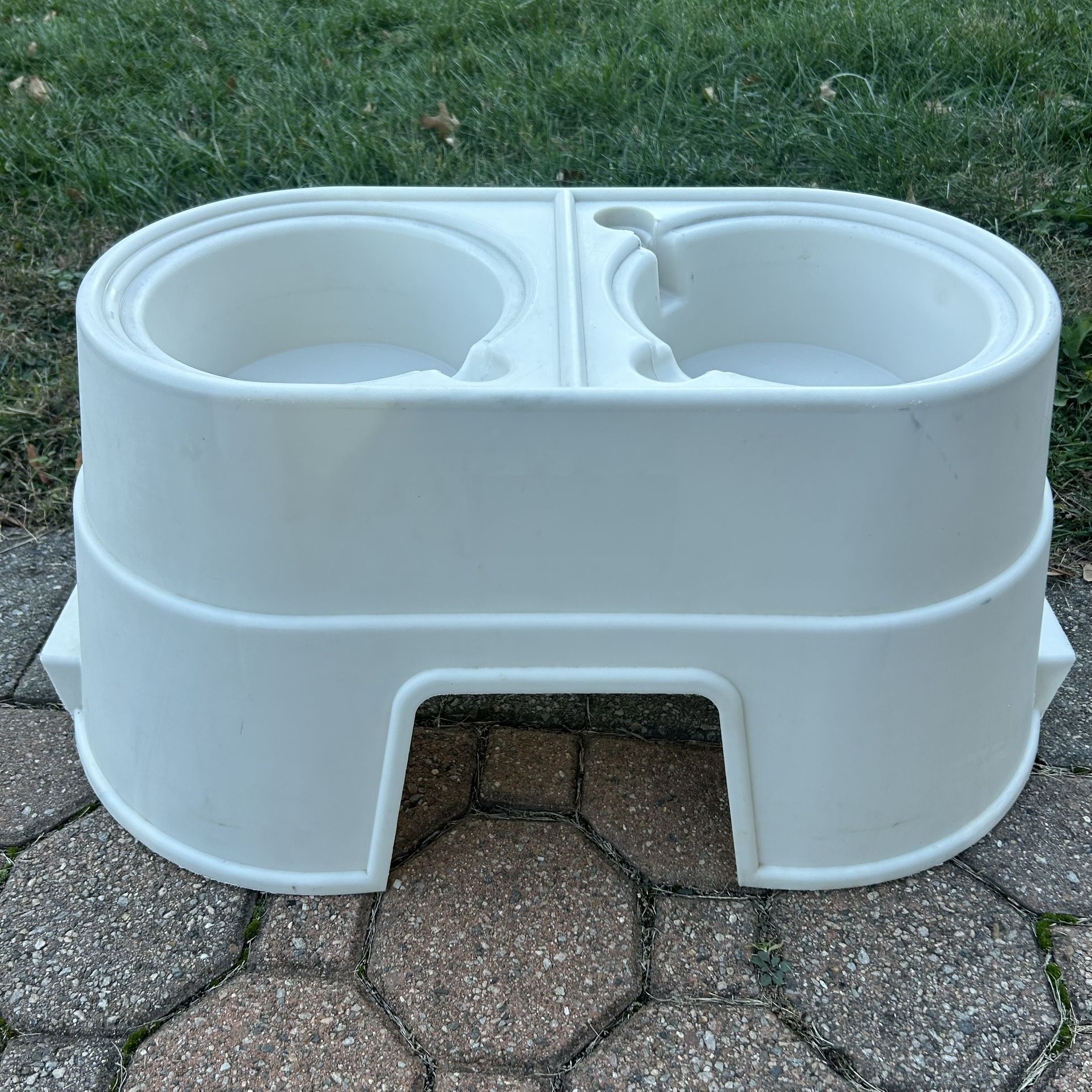 Elevated Pet Feeder Dog Bowl