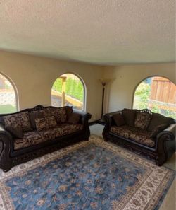 Elegant Sofa Set