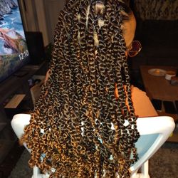 Spring Twist 👇🏾🙌🏾👑🎉100$ Mobile Available 20$ Locally 🎉🎉
