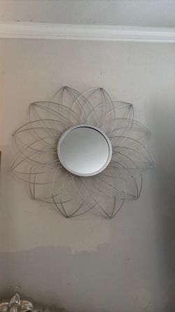 Decorative mirror