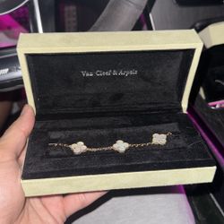 Van Cleef Clover Braclet Gold/Silver