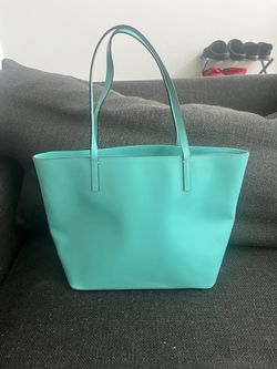 KATE SPADE/DISNEY Collection, QUOTE-CANVAS TOTE HANDBAG ~This Bag Features  A Touch Of Chic Color Blocking Minimalistic Style. for Sale in Yucaipa, CA  - OfferUp
