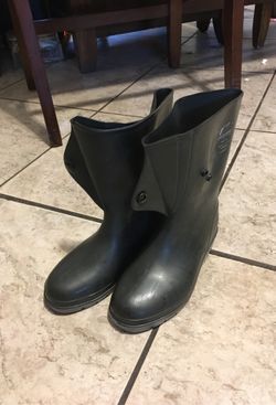 Rain boots steel toe