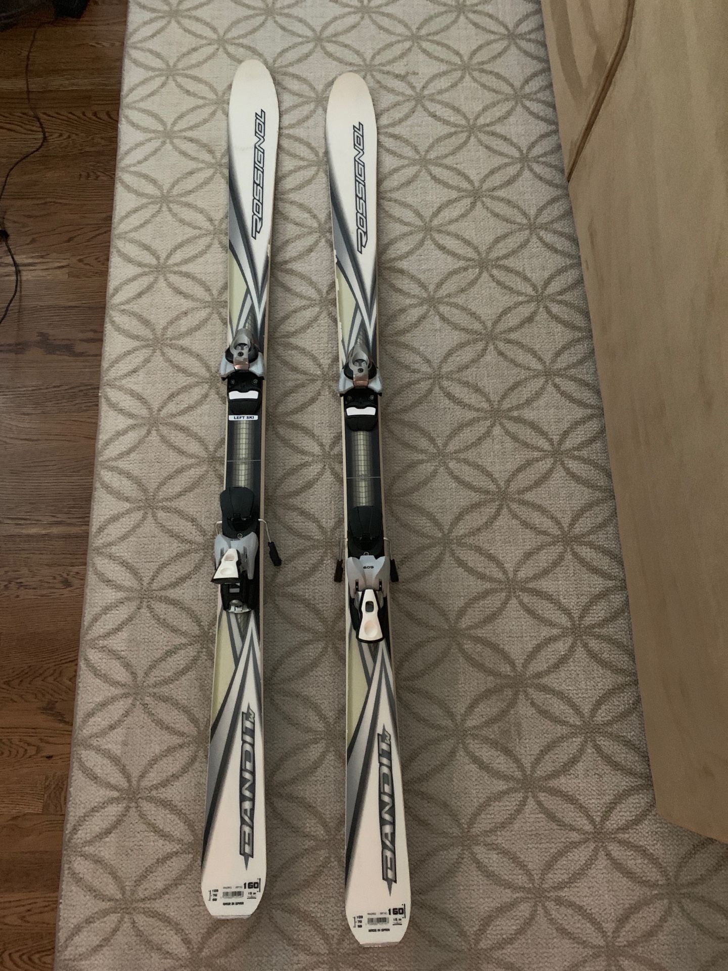 Rossignol Bandit Skis