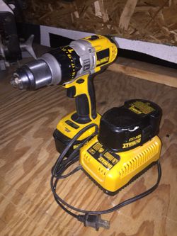 Dewalt drill 18V XR