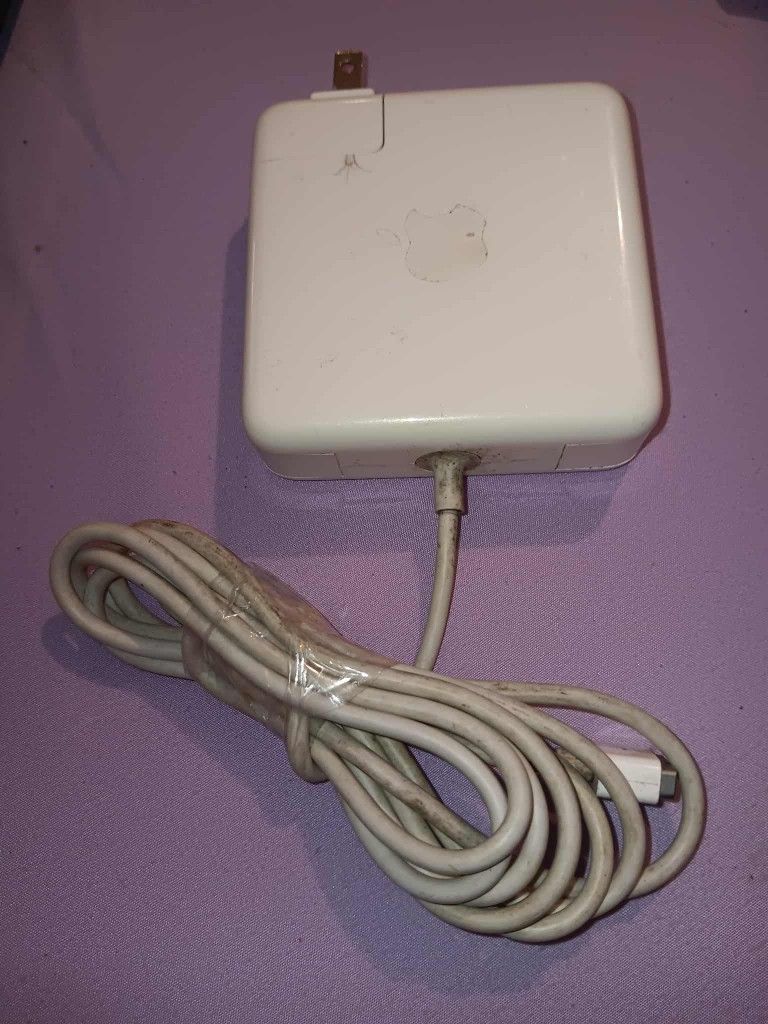 Apple Charger