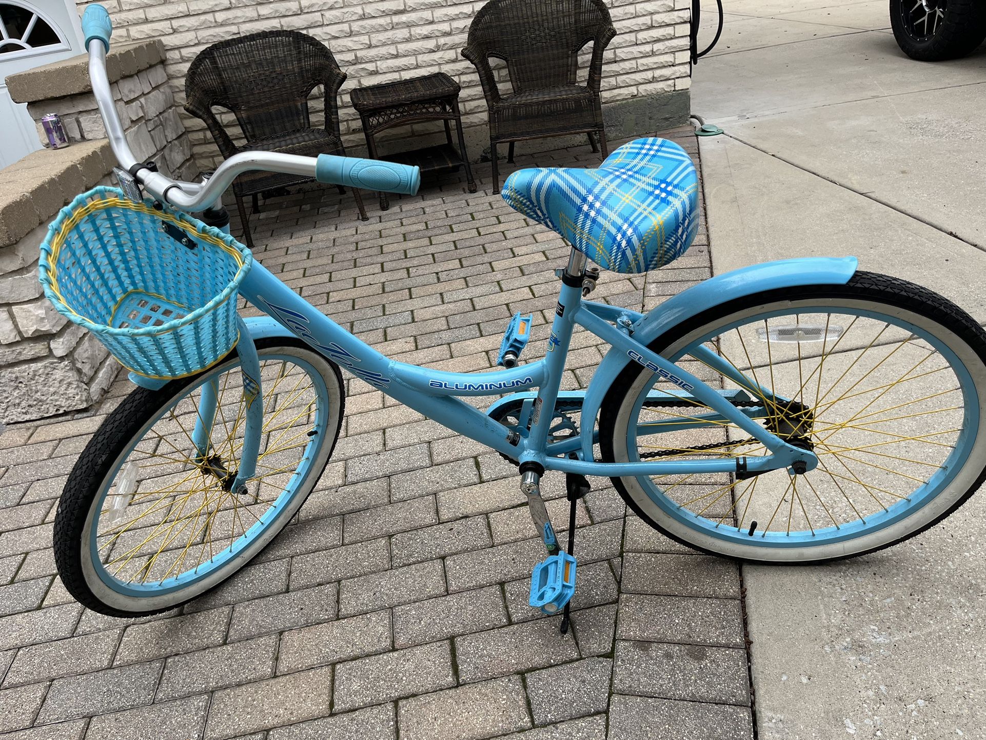 Light Blue Kent La Jolla Beach Cruiser Kent 24 La Jolla Girls