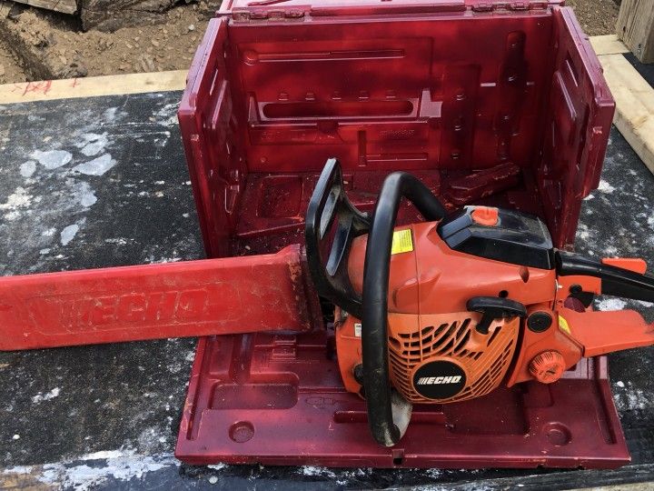 Echo Chainsaw
