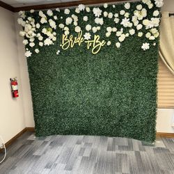 Backdrop With Roses