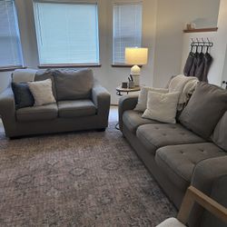 Couch & Loveseat 