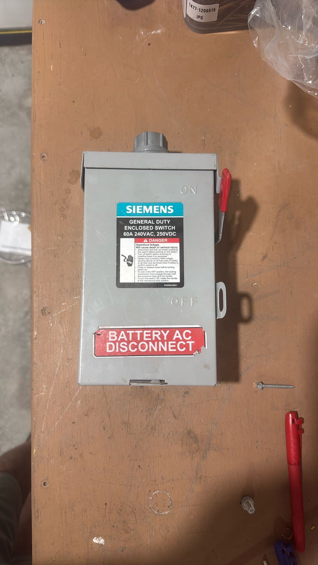 Siemens General Duty 60 Amp 3-Pole 3-Wire 240-Volt Non-Fusible Outdoor Safety Switch