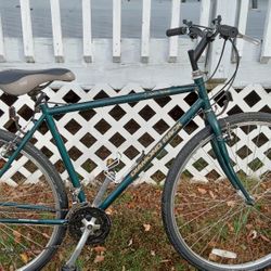 Diamondback Hybrid 28-in Multi-speed Bike Ready To Ride