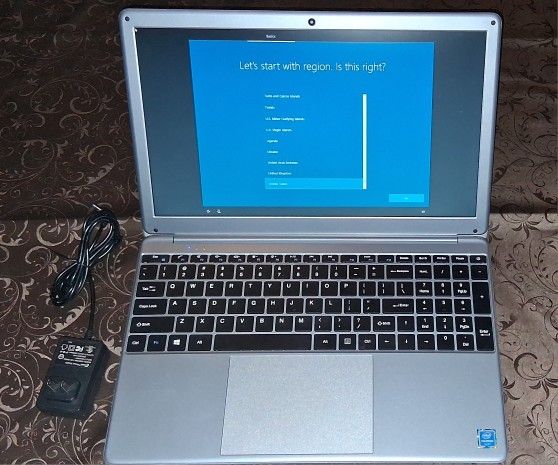 Broage Laptop with Windows 10 Home