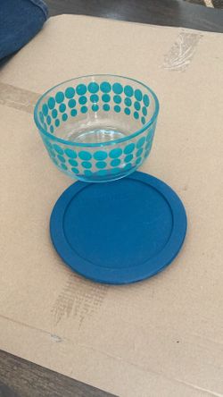 Pyrex Graphic 3cup Storage Container 
