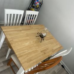 Kitchen table 