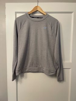 Nike women dry fit workout shirt