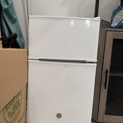 Mini Fridge With Freezer | 3.1 Cubic Ft