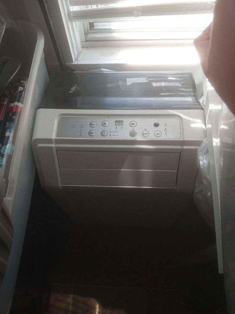 Stand Up AC Works Great