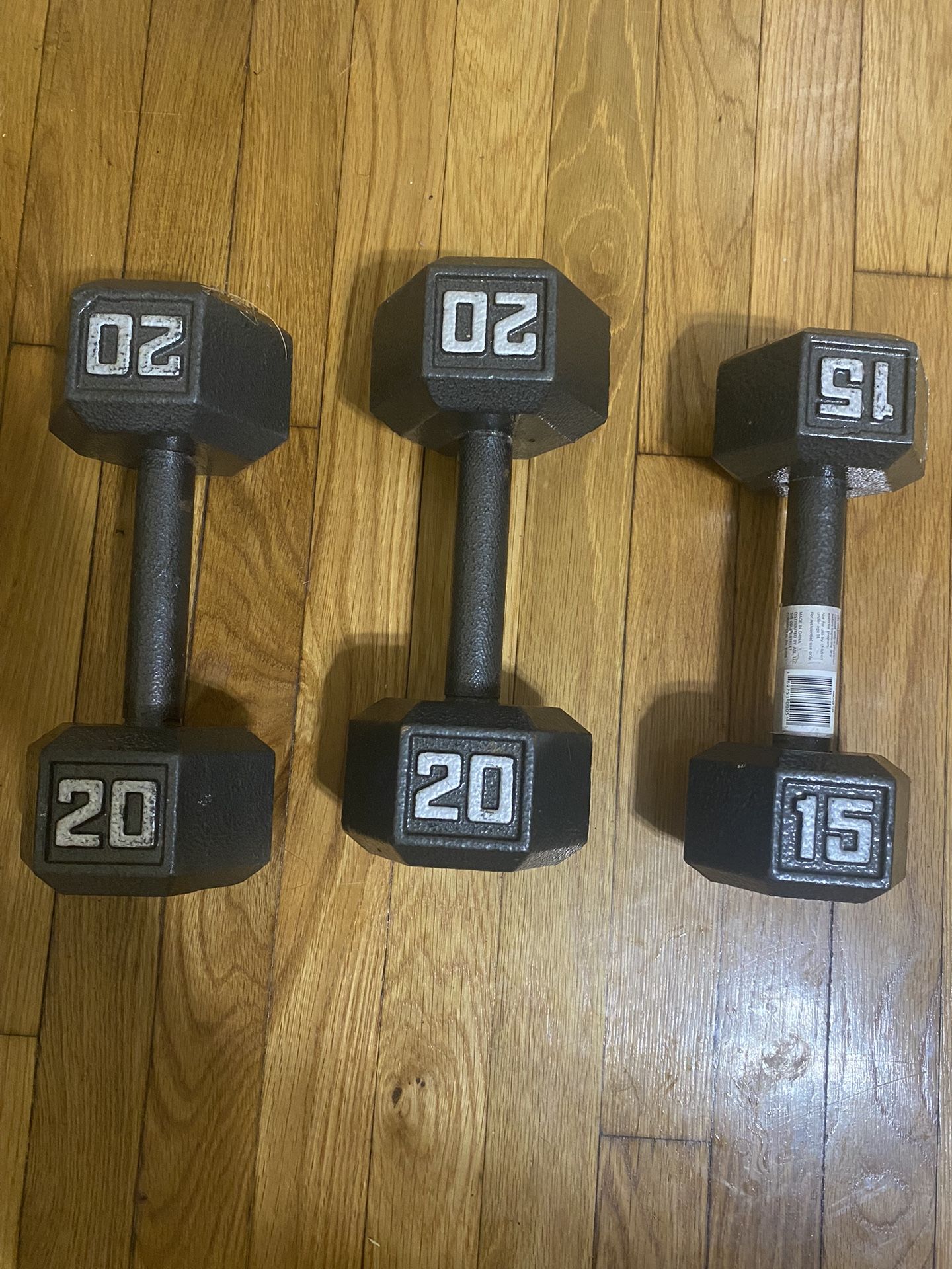 4 Dumbbells