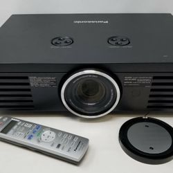 Panasonic PT-AE2000u 1080p HD Multimedia Home Theater Projector PTAE2000U