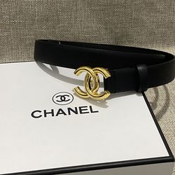 Celine versatile black leather with Arc de Triomphe buckle iconic gold